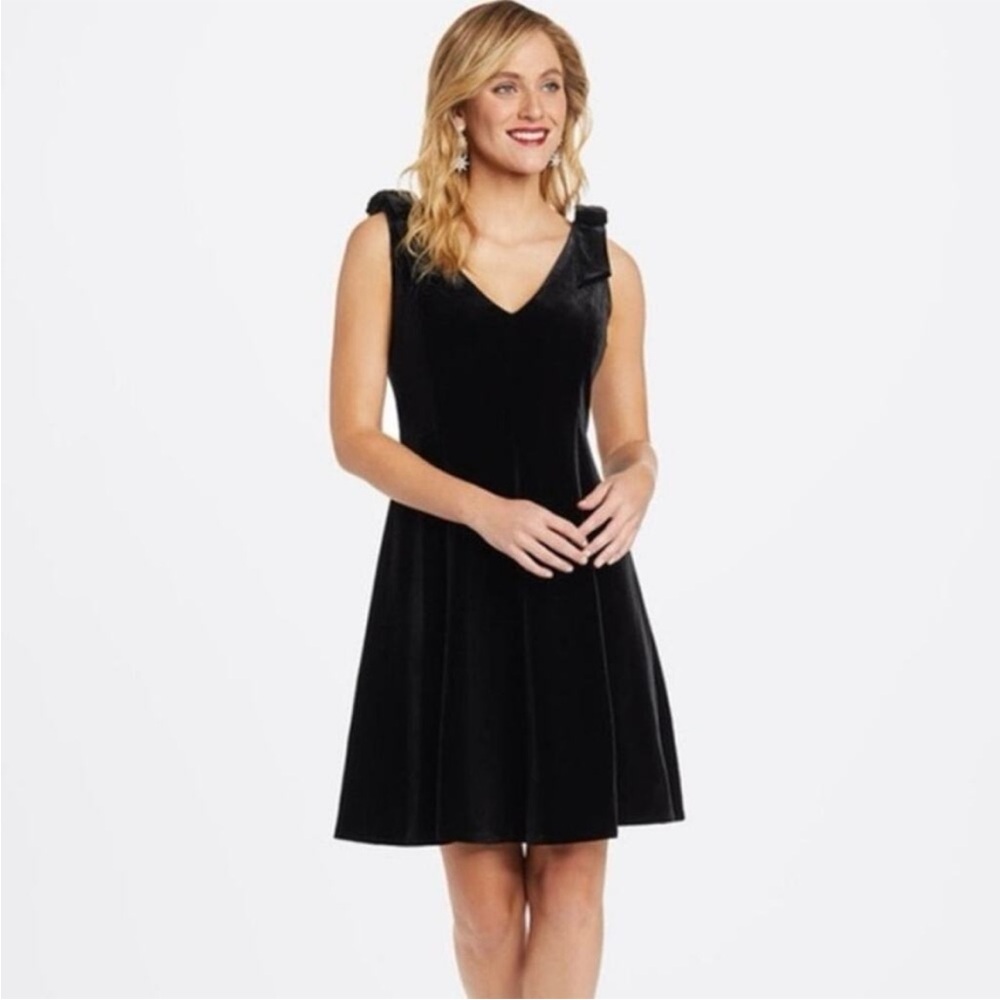 Draper James Velvet Shoulder Bow Fit and Flare Dress Black Size 18
